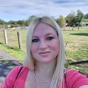 Meet your Posher, Heidi